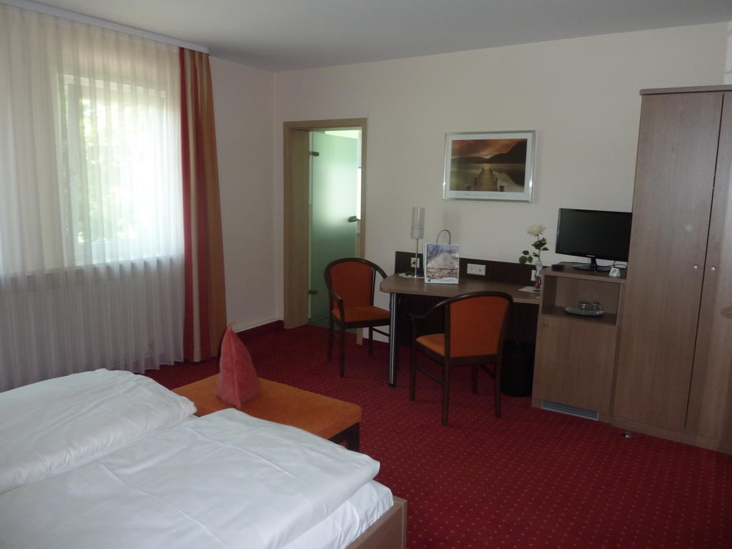 Hotel Gasthof Koenig Karl Freudenstadt Quarto foto
